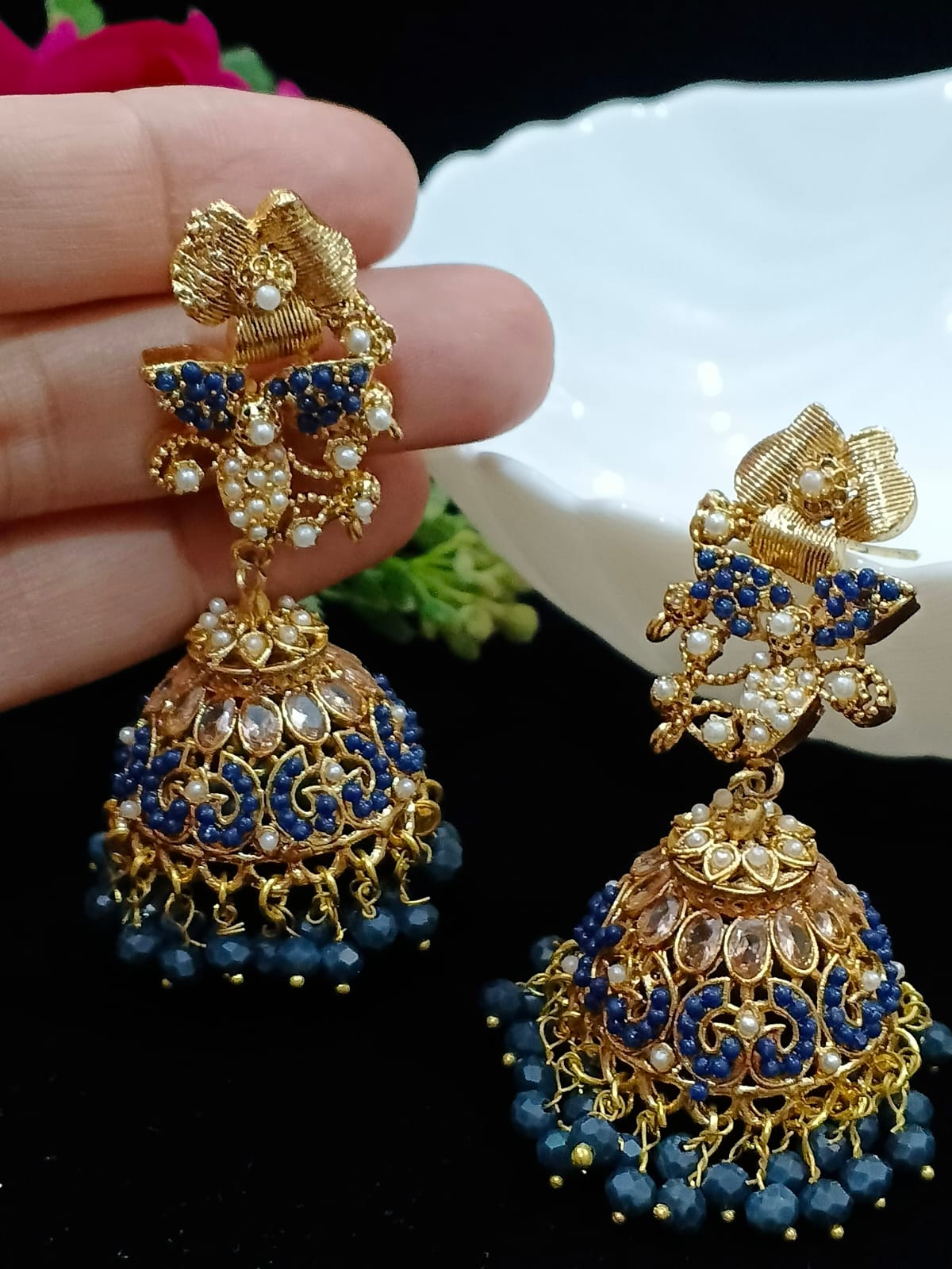 Elegance Jhumka Earring